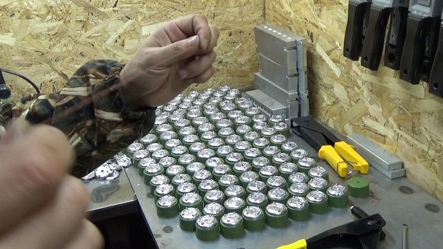 Бизнес в гараже. У меня на это терпения не хватит. смотреть онлайн