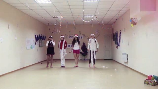 Новогоднее танцевальное поздравление от моих любимых старших 2018 - We are the crazy kids