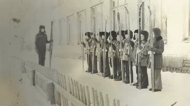 Немного истории ... смотреть онлайн