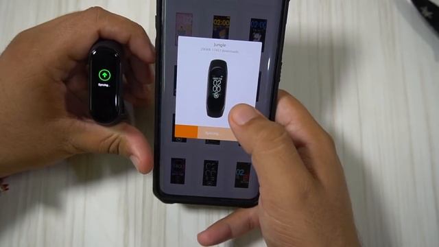 Xiaomi Mi Band 4 & Redmi Airdots Review : Sabse Best !? смотреть онлайн
