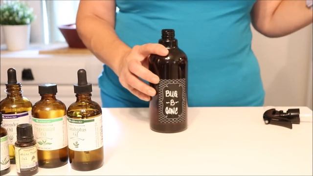 Essential Oil DIY Bug Repellent | Mosquito Spray | смотреть онлайн