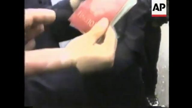 Дагестанцы взяли в плен (невиновного человека) Чеченца. (Дагестан, 1990-е годы.) смотреть онлайн