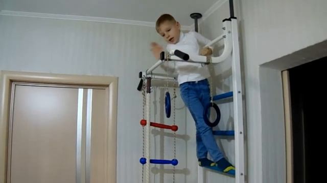 Детский спортивный комплекс в квартире!Спортивный уголок!Children's sports complex! смотреть онлайн