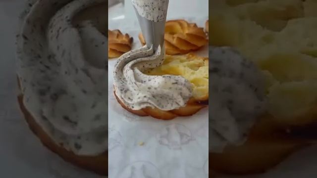 ?Заварные кольца. Рецепт в комментах. Rings with custard #cakes #recip #delicious #десерты #custard смотреть онлайн