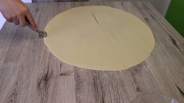 Очень вкусные молочные рогалики смотреть онлайн