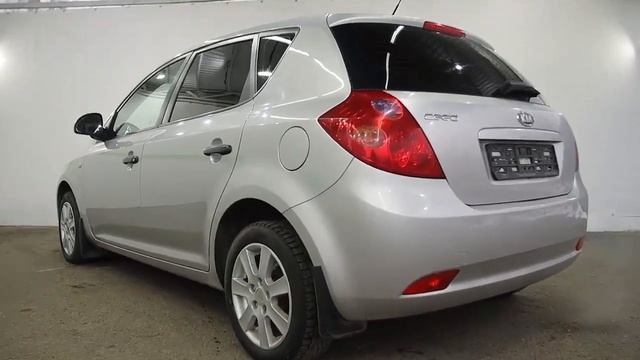 Kia Cee'd '2009 смотреть онлайн