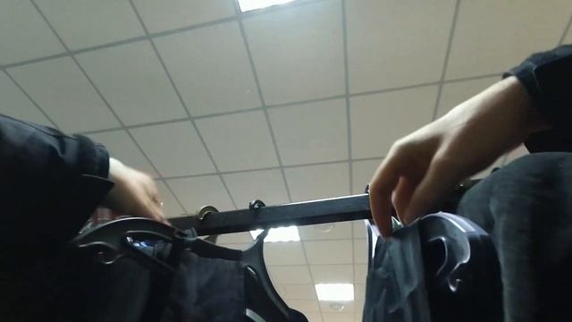 Завалили стойку с одеждой - Удалил зуб - Будни Секонд Хенда # 85 смотреть онлайн