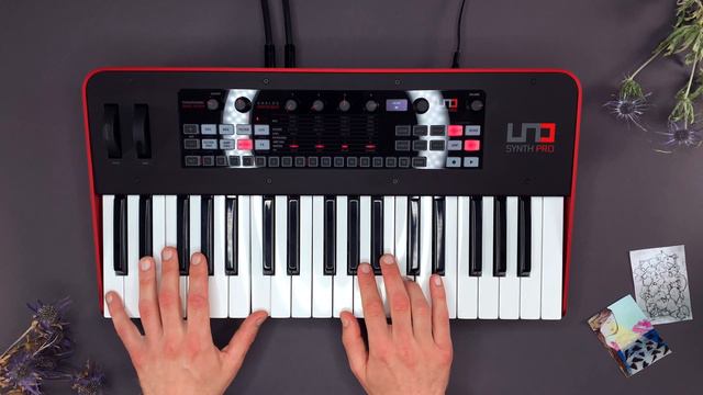 IK Multimedia UNO SYNTH PRO Sound Demo (no talking): Presets for Ambient and Techno смотреть онлайн