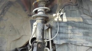 Опыт при замене опор стоек Suzuki Hustler.