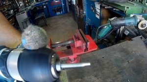 Ремонт натяжки цепи в электропиле MAKITA