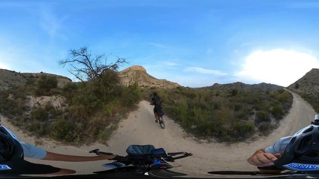 Montanas Alicante / горы Аликанте / велосипедные маршруты в Испании / видео 360/ 5К смотреть онлайн
