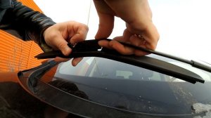 Замена дворников хендай ix35 \ HYUNDAI IX35.  Размеры дворников: 610 мм. и 410 мм.