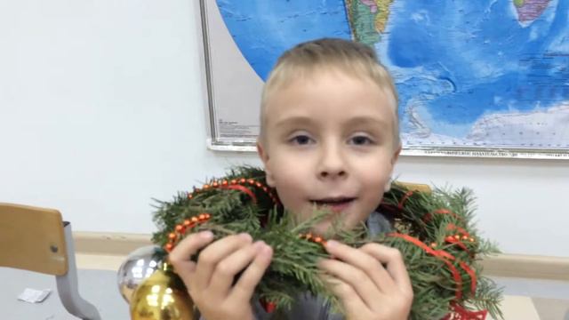 Новогоднее поздравление от Школы знаний! смотреть онлайн