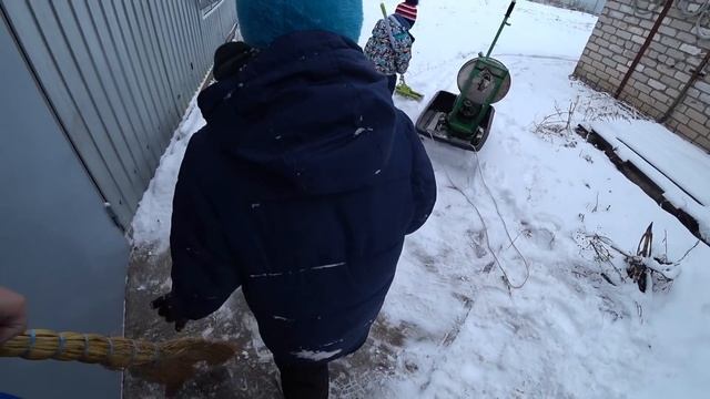 КУПИЛ БОЧКИ / НАДОЕЛО ДОИТЬ РУКАМИ / Подготовил доильный аппарат смотреть онлайн