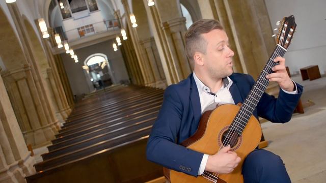 Sonata BWV 1001 - Johann Sebastian Bach played by Sanel Redzic смотреть онлайн