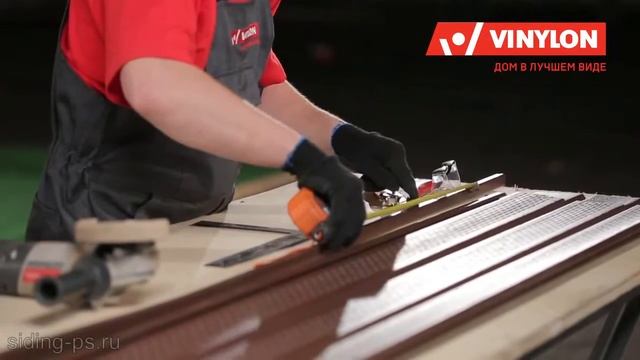 Отделка карниза дома аксессуарами сайдинга VINYLON смотреть онлайн