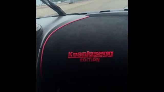 koenigsegg CCXR с Кристианом фон Кенигсеггом + Regera! Брутальных ускорений, + громкий рев смотреть онлайн