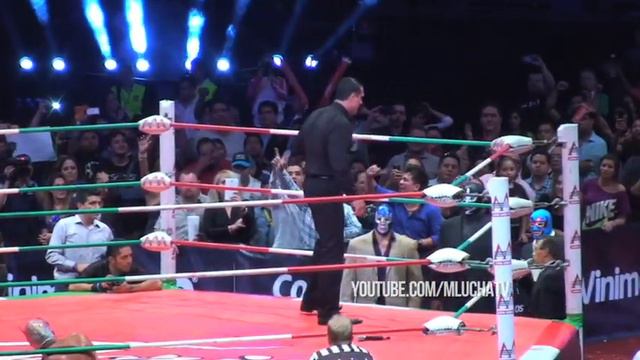 'El Patrón' enfrenta al Hijo del Perro Aguayo en Triplemanía XXII смотреть онлайн