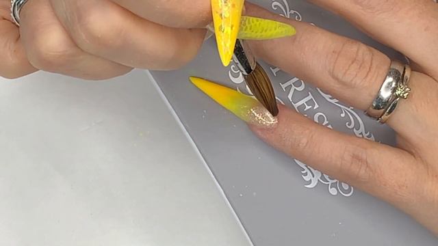 Doing my own XL nails | Sculpted Acrylic | Swarovski placement | daisy nails смотреть онлайн