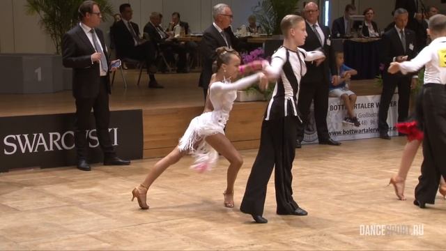 Danila Boriskin - Elizaveta Ulianova, RUS, 1/2 Rumba смотреть онлайн