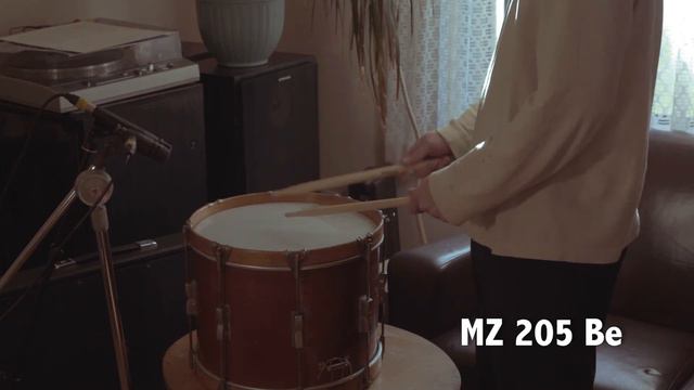 Shure Sm57 vs Yamaha MZ205Be snare microphone Ludwig смотреть онлайн