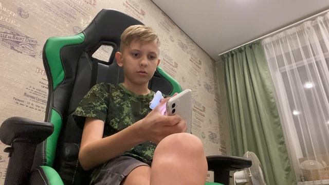 КУПИЛ НОВЫЕ AIRPODS 3! (вызовите мне дурку и скажите ей что нормальные люди не слушают лободу) ) смотреть онлайн