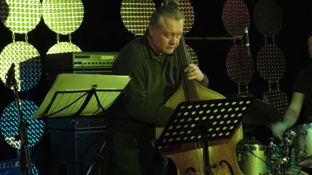 Трио Асии Шакировой "Вальс" смотреть онлайн