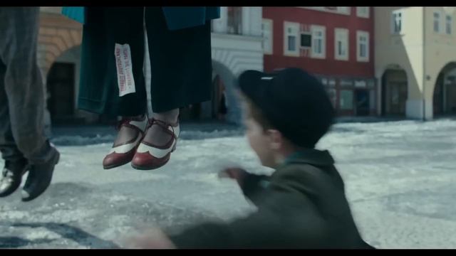 Jojo's Mother Death Scene | JOJO RABBIT  FULL HD