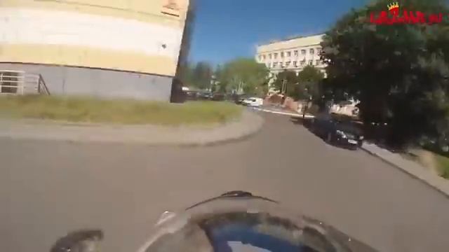 Погоня ДПС за мото техникой 2015 Подборка #2 POLICE CHASE Motorcycle Stunts Runs From The Cops 2015 смотреть онлайн