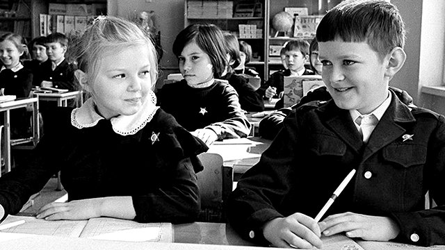 Самоцветы - "Не повторяется такое никогда" смотреть онлайн