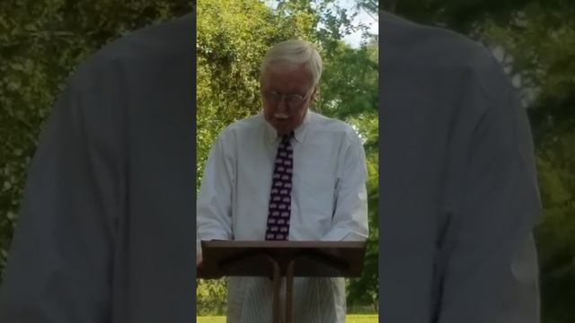 Pastor Lynn Roberts brings a message on "A Time as This!" смотреть онлайн