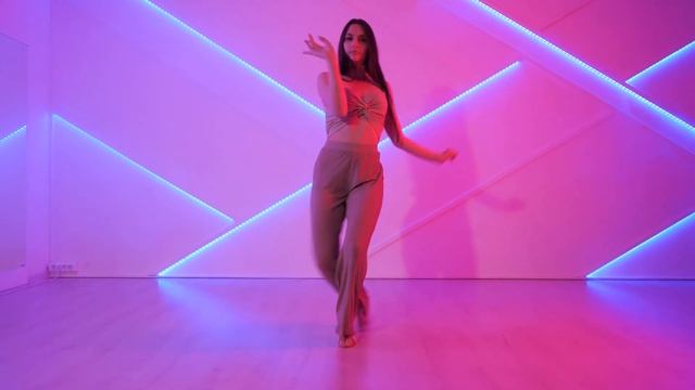 High Heels dance | Eluah, Bloodlyne - The Way You Make Me Feel смотреть онлайн