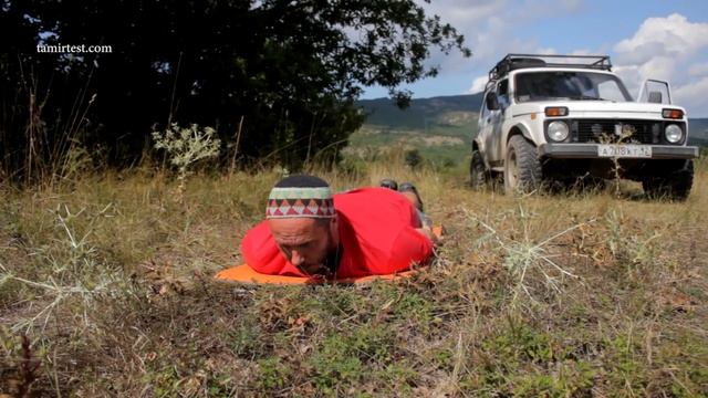 Все еще сутулишься ? Избавься от сутулости одним упражнением смотреть онлайн