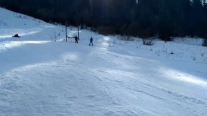 Как подниматься на бугеле и спускаться на сноуборде.