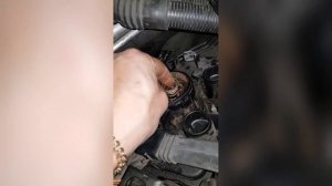 Замена КВКГ Клапан вентиляции картерных газов  N52B30 X5E70 без снятия клапанной крышки