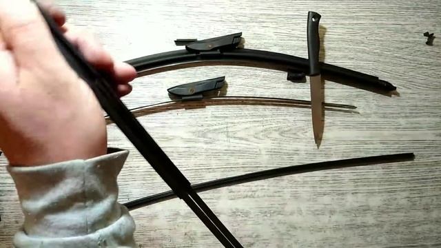 Замена резинки на бескаркасных щётках дворников Renault Sandero 2 смотреть онлайн