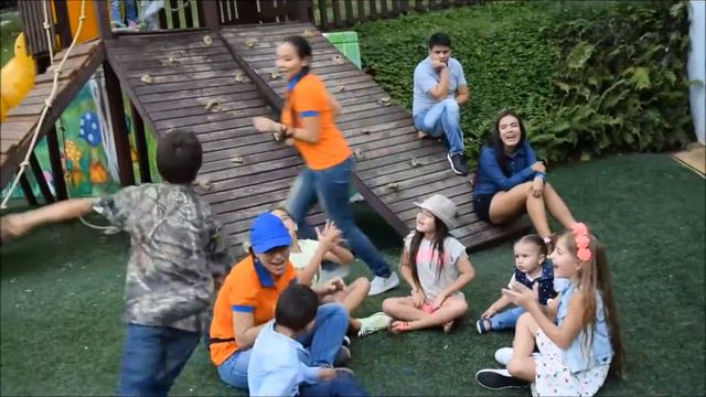 My Au Pair video - Sara Toro Ramos COL10347359 смотреть онлайн