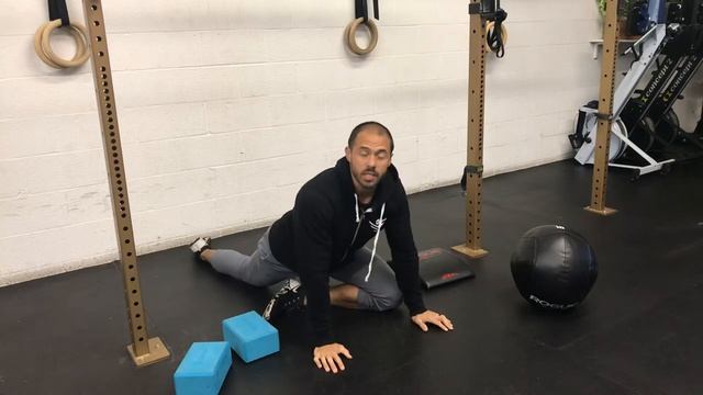 Pigeon Pose Stretch | A Tutorial