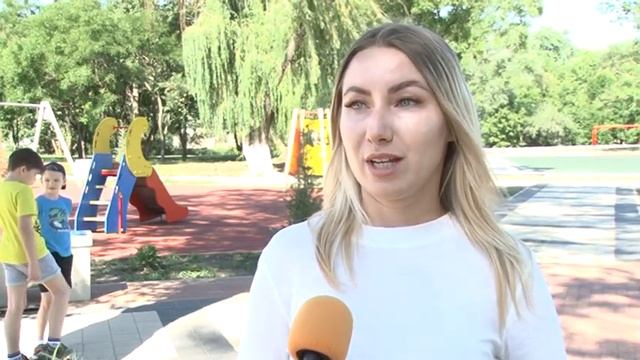 На территории армавирской зоны отдыха посадили больше 2 тысяч цветов смотреть онлайн