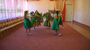 С\п "Солнышко" ГБОУ СОШ № 9 г. Кинель. "Хоровод с платками"