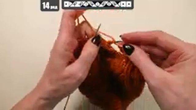 ШАПОЧКА БИНИ НА ОСЕНЬ / Мастер-класс по вязанию женской шапки спицами смотреть онлайн