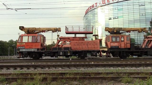 Автомотрисы АДМ1-1462 и АДМ1-664 смотреть онлайн