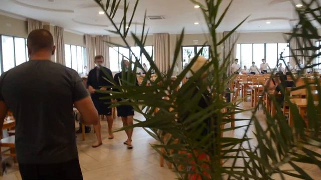 Затока. Отель "Рута". День второй. Завтрак и ужин. смотреть онлайн