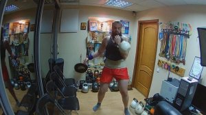 ЖИМ ГИРИ ПО ДЛИННОМУ ЦИКЛУ 24 кг. - 144 раза, 10 мин., одна смена рук. Поздравляем жимовиков с НГ:)