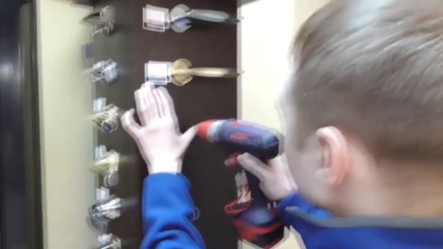 ДВЕРНЫЕ РУЧКИ ARMADILLO URBAN | ОБЗОР И УСТАНОВКА ОТ ДВЕРНОГО ДОКТОРА смотреть онлайн