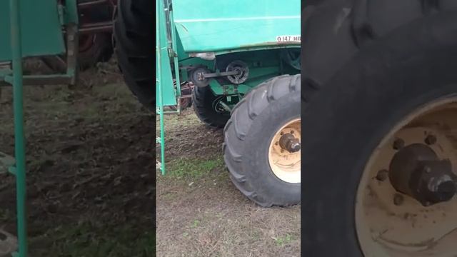 Комбайн Дон 1500 Б экспресс-обзор от Виталия Белоглазова смотреть онлайн