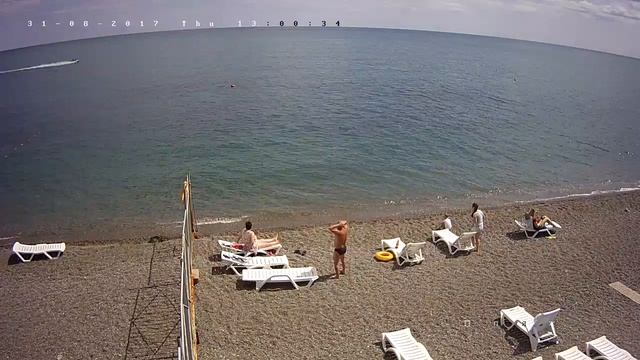 Вебкамера "Пляж Дубны". Запись 31.08.2017 13:00:04 смотреть онлайн