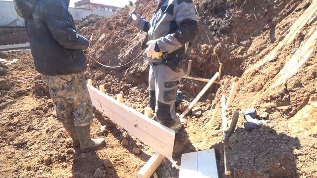 #4 Как построить фундамент для ФБС опалубка без подушки смотреть онлайн