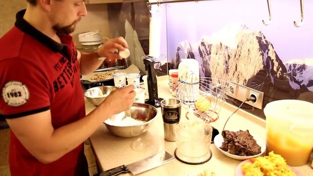 Мужская еда. Торт "Трухлявый пень" смотреть онлайн