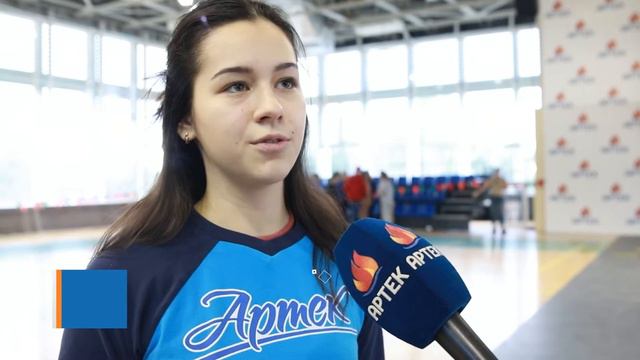 КВИЗ-ИГРА «ТУРИСТИЧЕСКИЙ НОВЫЙ ГОД» И ФЕСТИВАЛЬ «КОСМОCSTARS» СТАЛИ ЯРКИМИ СОБЫТИЯМИ 14 СМЕНЫ смотреть онлайн